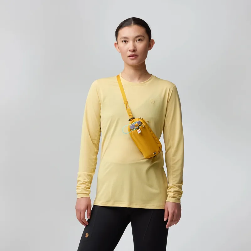 Fjallraven Abisko Bottle Pocket in Mustard Yellow-2