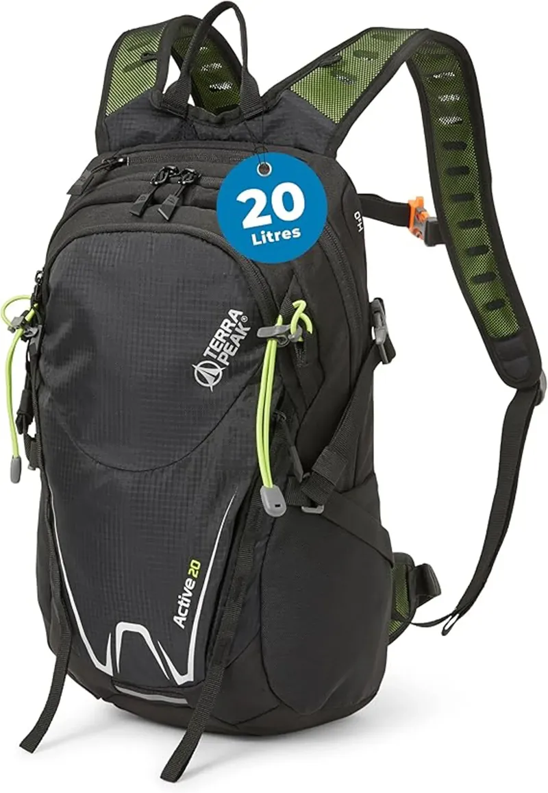 Terra Peak Active 20L Daypack in Black-1