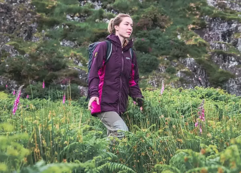 Paramo Alta III Jacket Womens in Fire/Indigo-9