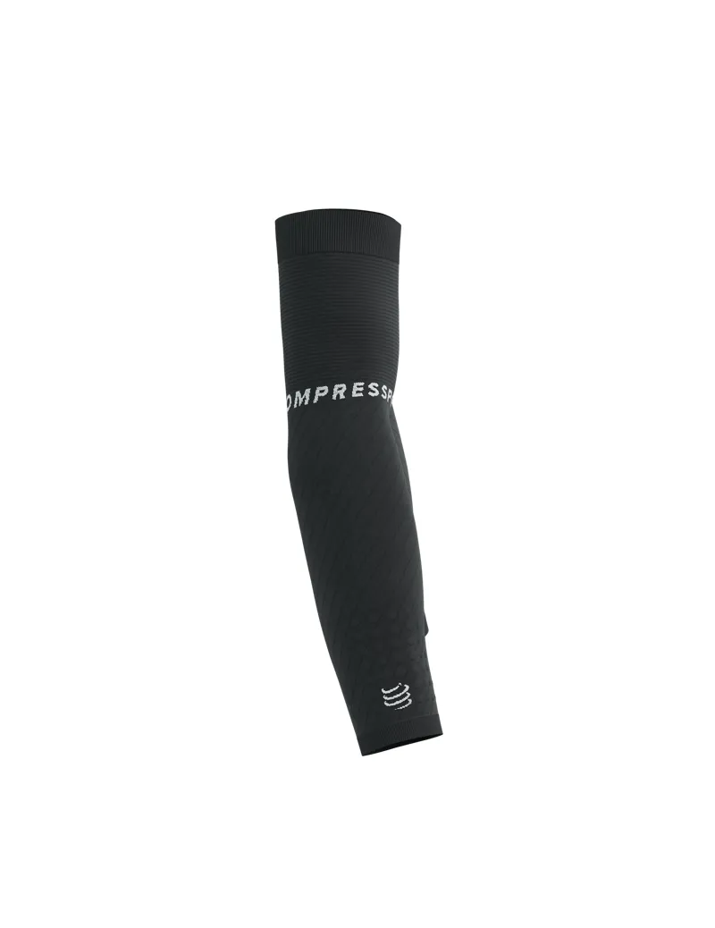 Compressport ArmForce in Black-2