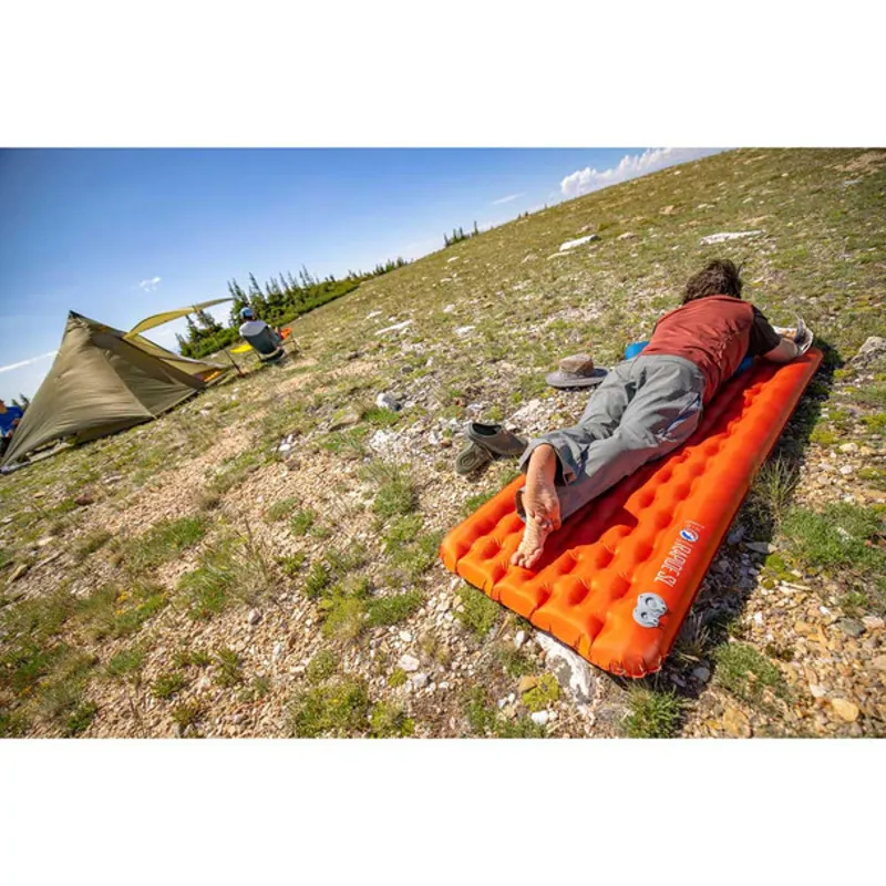 Big Agnes Rapide SL Insulated Sleeping Pad 20x72 Regular in Orange-3