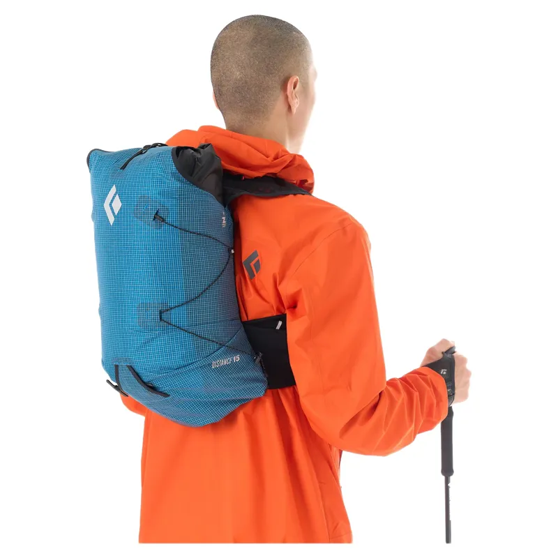 Black Diamond Distance 15 Backpack in Desert Sky-10