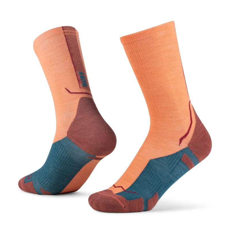 Buff Lightweight Merino Wool Crew Unisex Socks in Flamingo