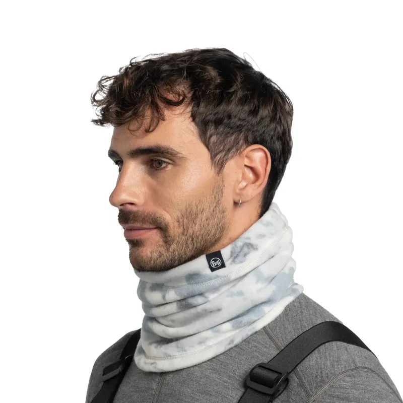 Buff Polar Prints Neckwarmer in Comat Snow-3