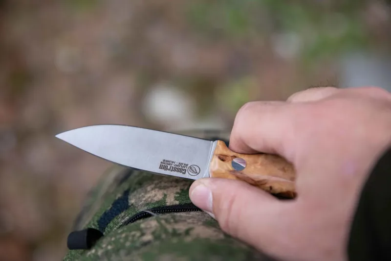 Casstrom No. 8 SFK Flat Curly Birch Knife in Brown-2