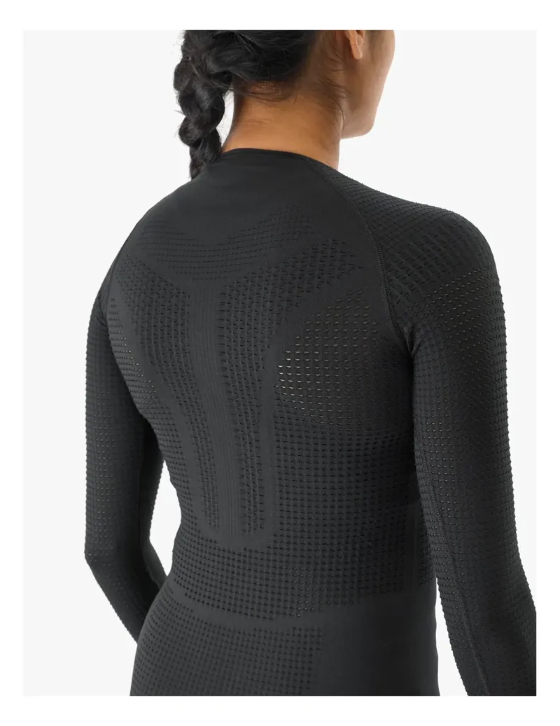 Compressport On/Off Base Layer Womens Long Sleeve Top in Black-3