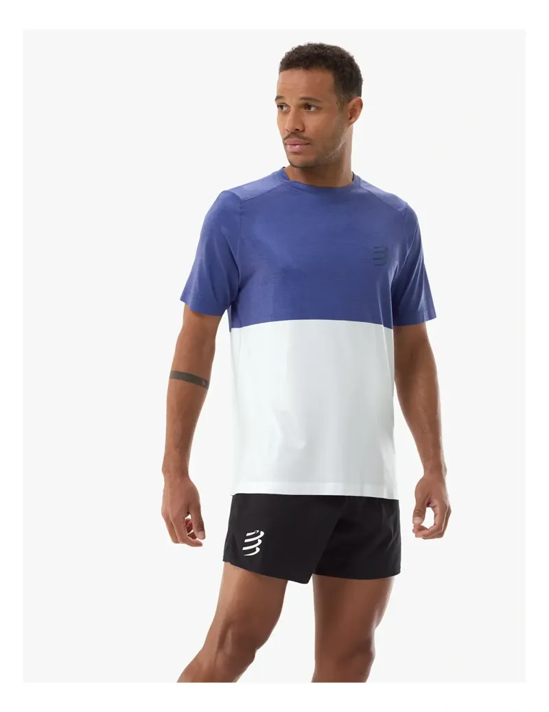 Compressport Performance SS T-Shirt Men in Orient Blue/Star White