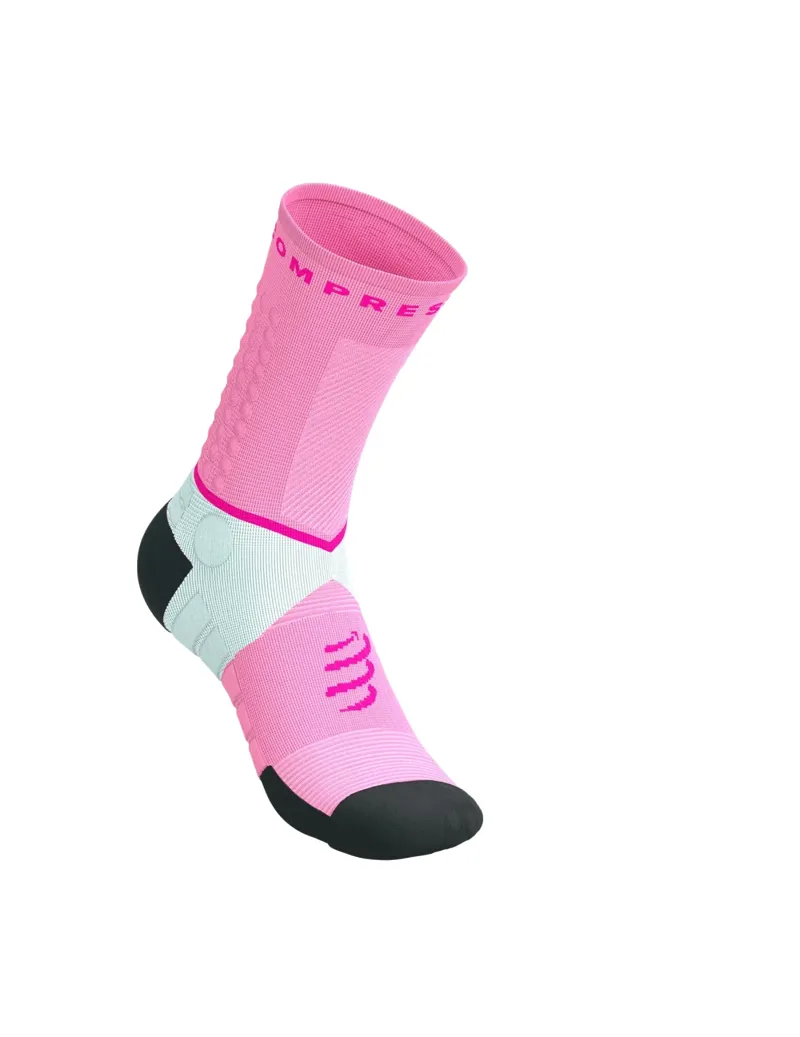 Compressport Ultra Trail Socks V2.0 in Begonia/Neon Pink