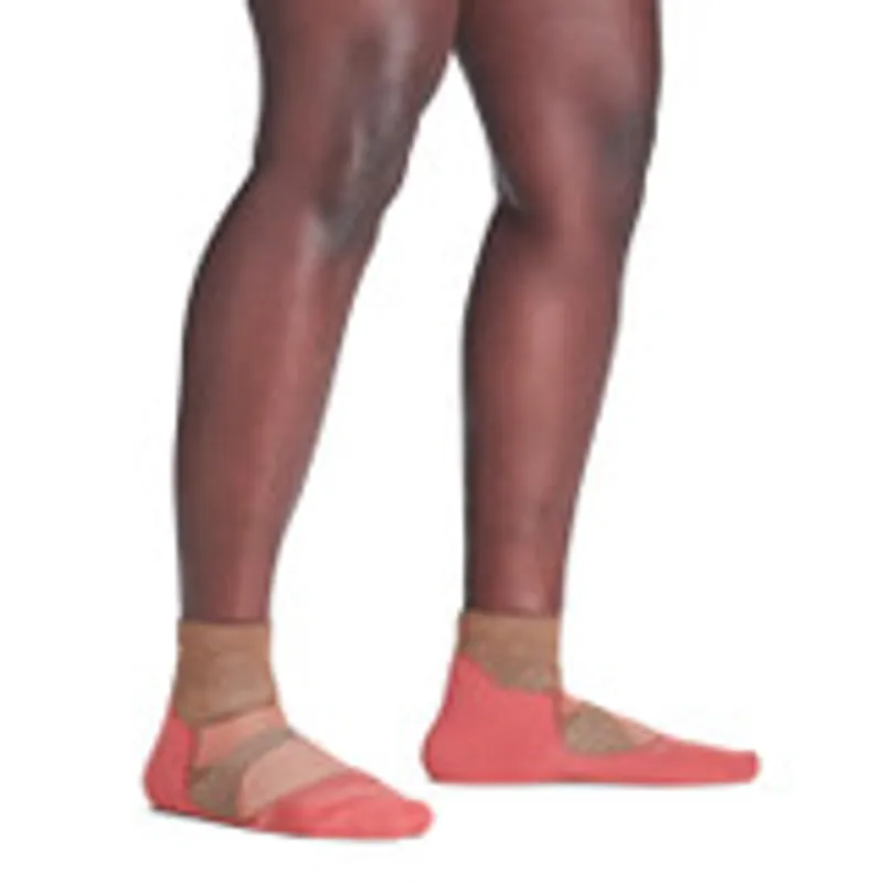 Darn Tough Light Hiker Quarter Lightweight Womens Socks in Canyon-2