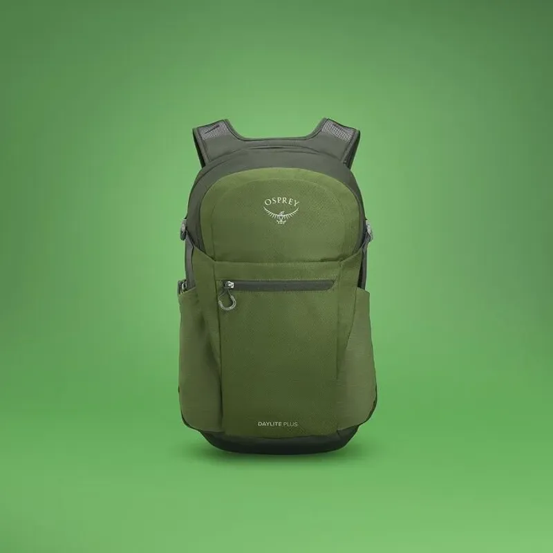 Osprey Daylite Plus Daypack in Green Belt/Green Canopy-3