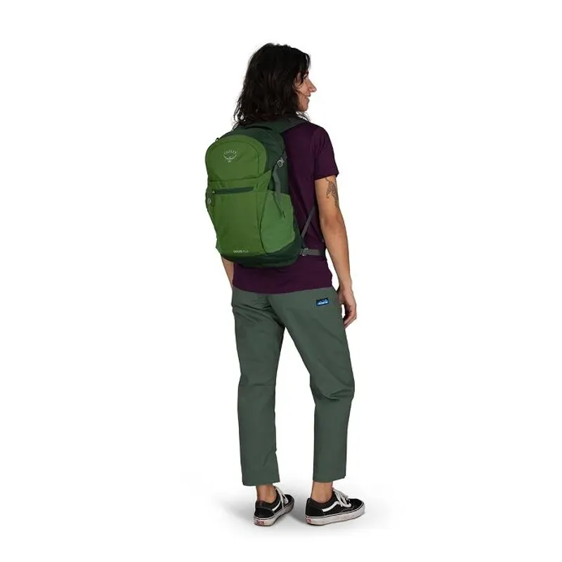 Osprey Daylite Plus Daypack in Green Belt/Green Canopy-8