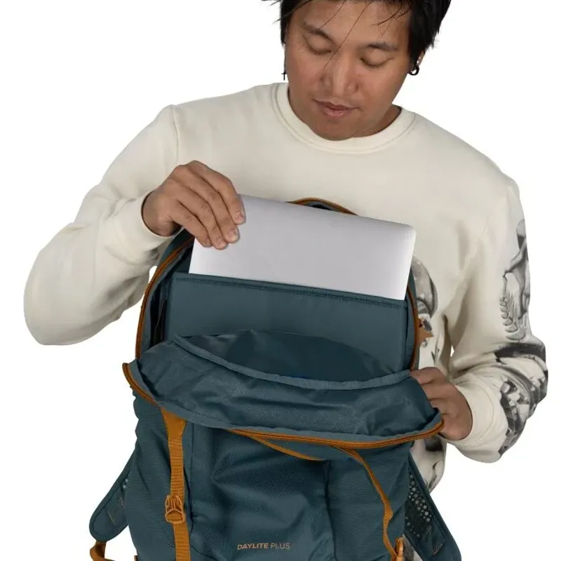 Osprey Daylite Plus Daypack in Torrent Blue-11