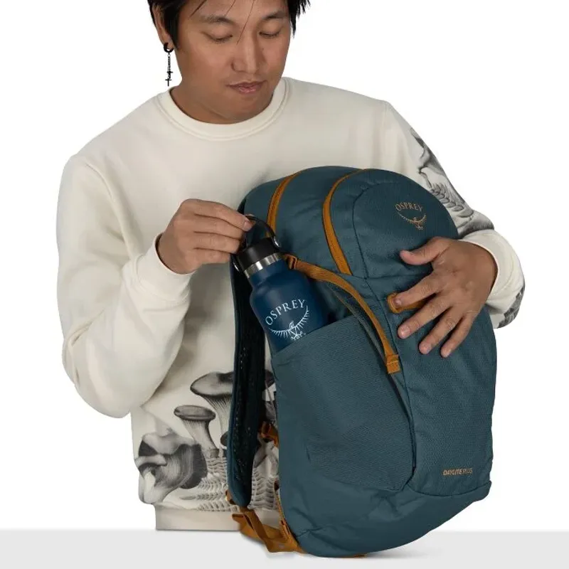 Osprey Daylite Plus Daypack in Torrent Blue-7