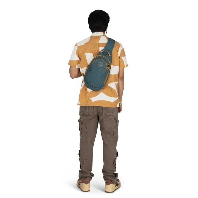 Osprey Daylite Shoulder Sling in Porcelain Orange-8