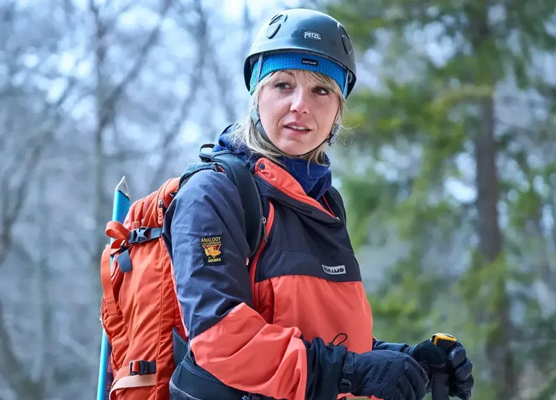 Paramo Velez Evolution Hybrid Smock Womens in Fire/Midnight-10