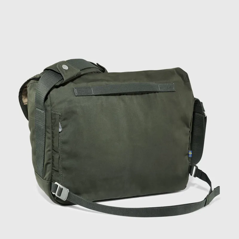 Fjallraven Greenland Shoulder Bag Unisex in Navy-4