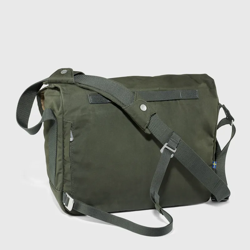 Fjallraven Greenland Shoulder Bag in Deep Forest-4