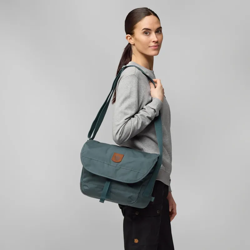 Fjallraven Greenland Shoulder Bag Small in Dusk-1
