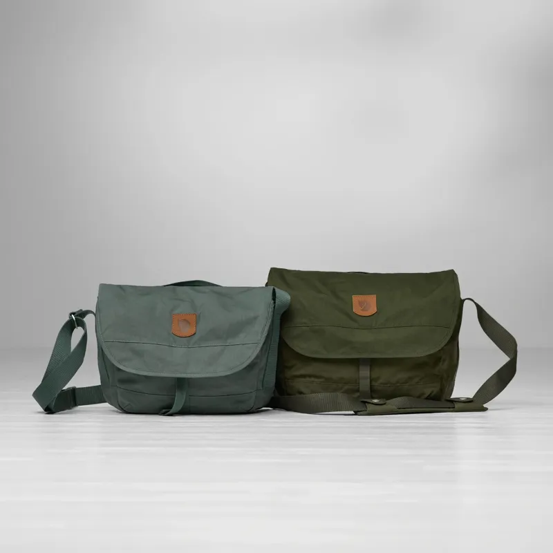 Fjallraven Greenland Shoulder Bag Small in Dusk-4