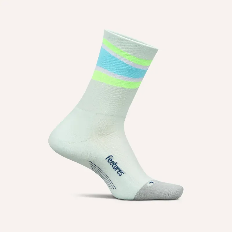 Feetures Elite Light Cushion Mini Crew Unisex Socks in Mint Bounce