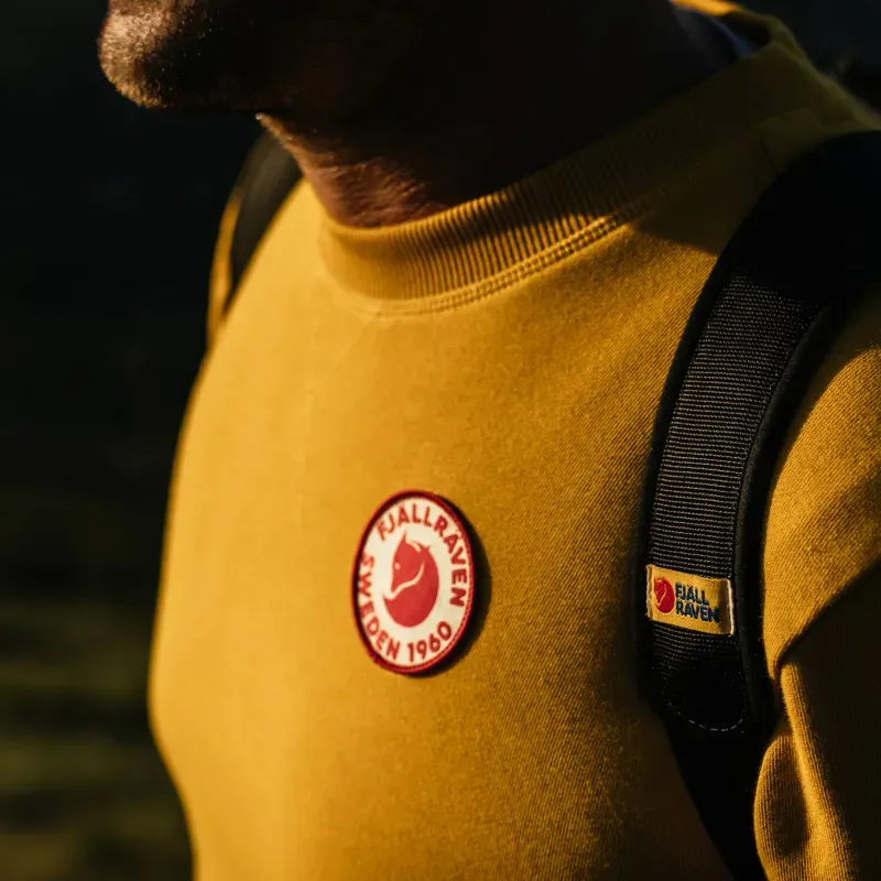 Fjallraven 1960 Logo Badge Sweater Mens in Dark Oak-7