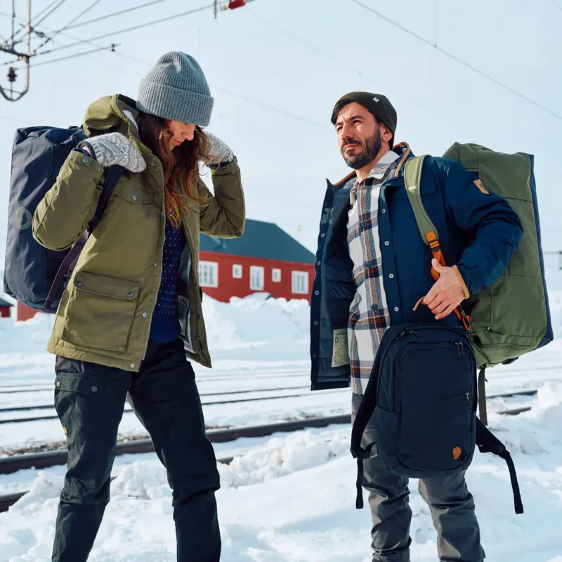 Fjallraven Farden Duffel 80 in Navy-5