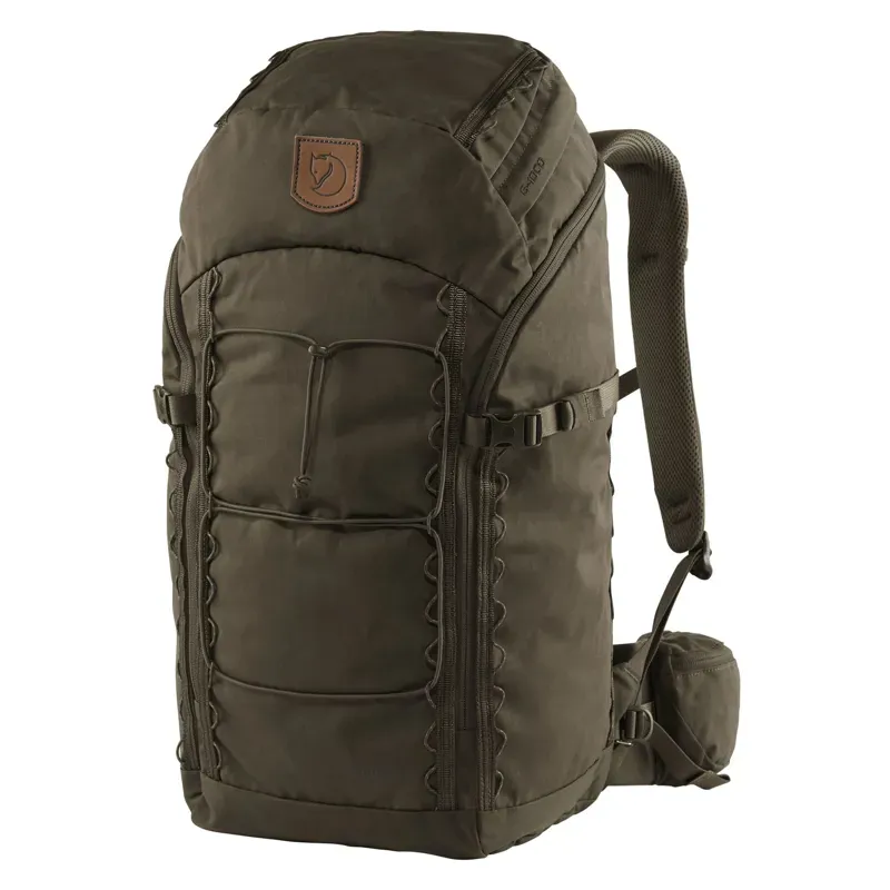 Fjallraven Singi 28 Backpack in Dark Olive