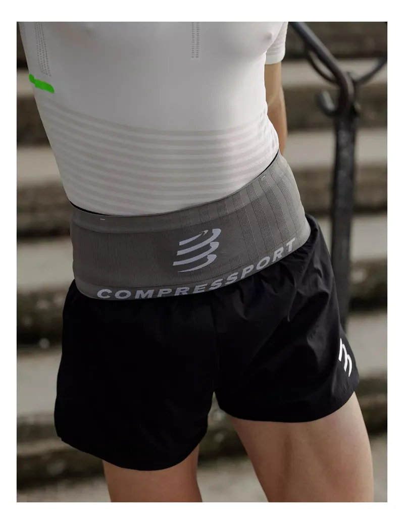 Compressport Free Belt 2.0 in Black-5
