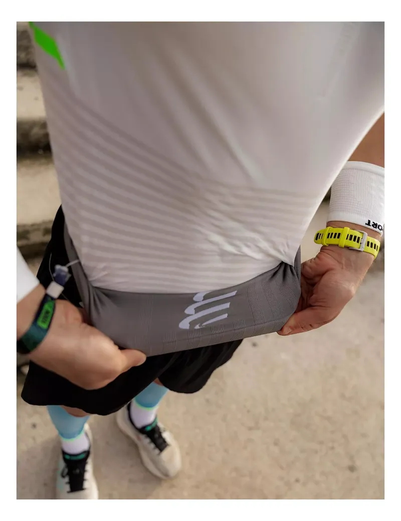 Compressport Free Belt 2.0 in Black-6