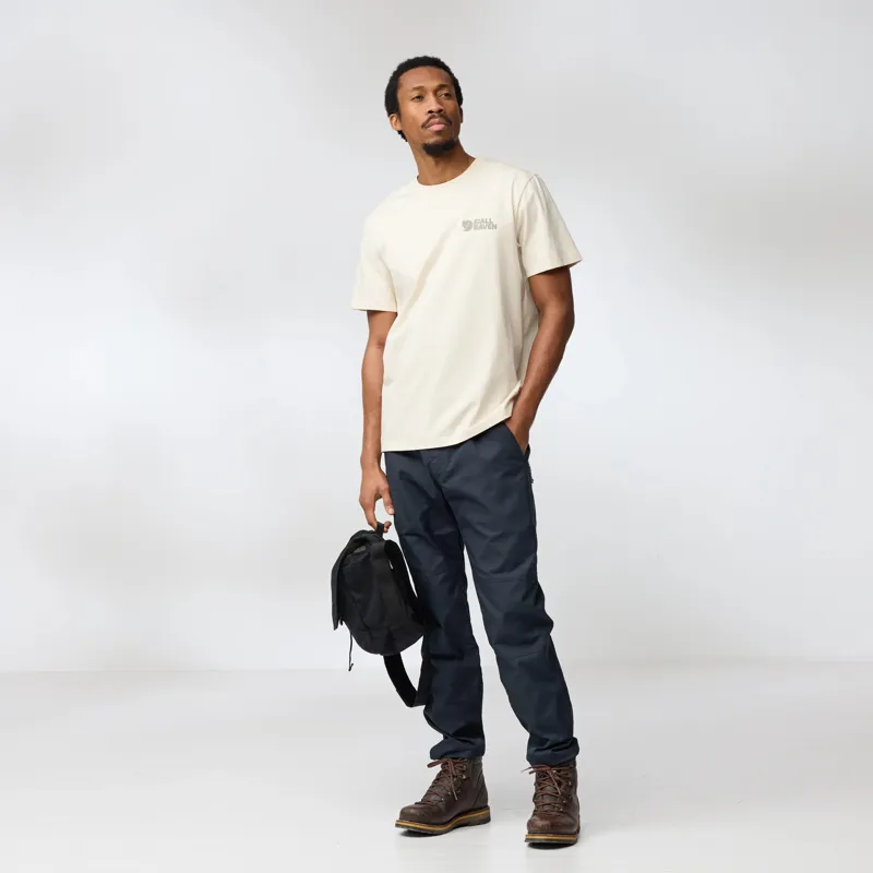 Fjallraven Greenland Shoulder Bag in Black-9