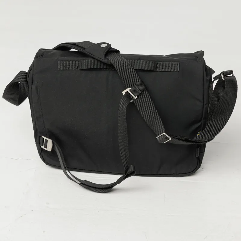 Fjallraven Greenland Shoulder Bag in Black-1