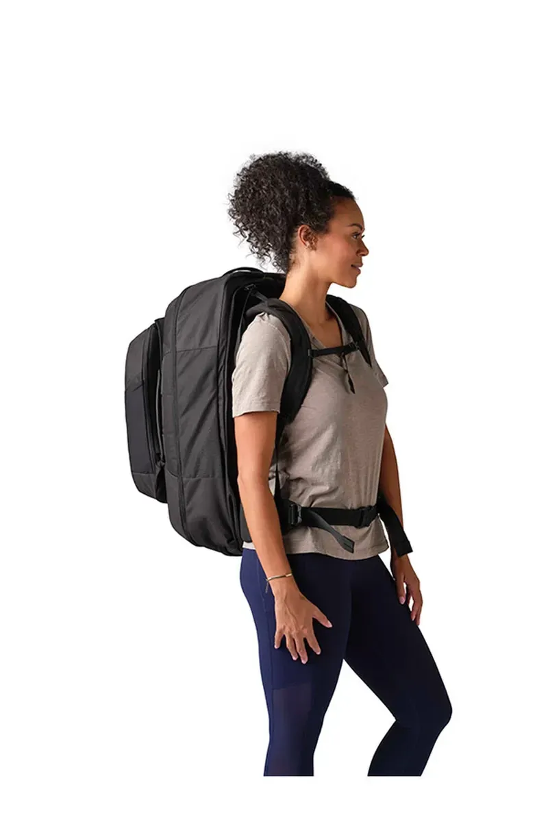 Gregory Border 50+15 Travel Bag in Black Lichen-10