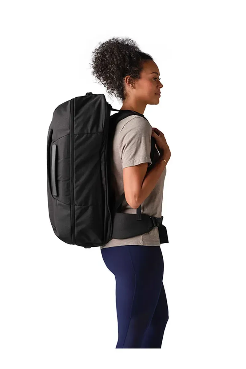 Gregory Border 50+15 Travel Bag in Black Lichen-12