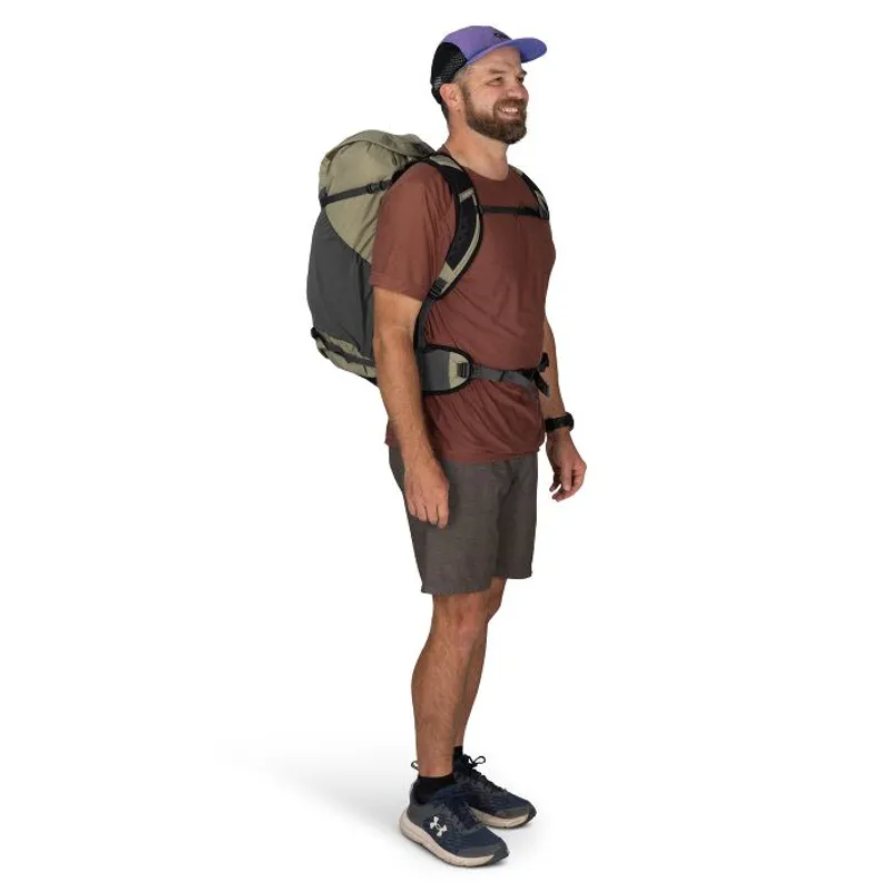 Osprey Hikelite 32 in Olive Tan-11