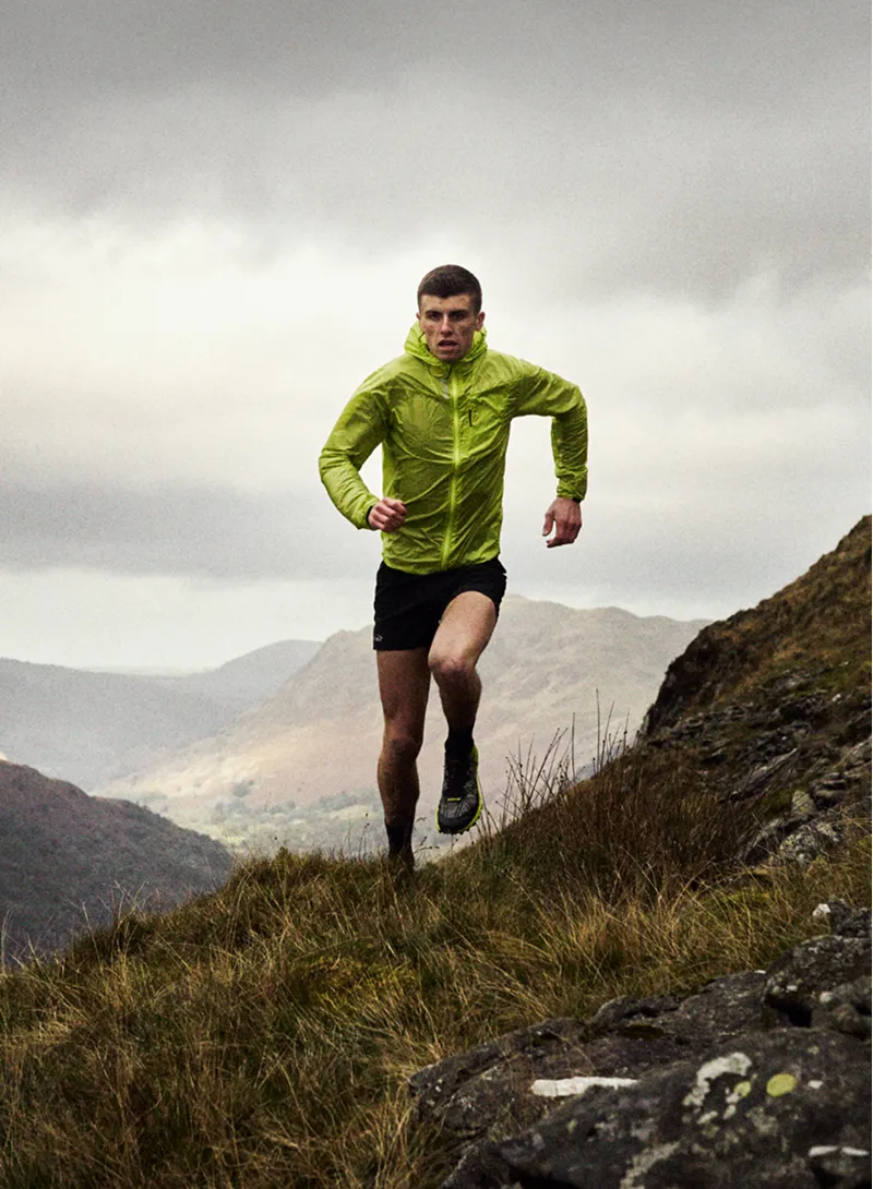 Inov8 Race Elite Running Waist Belt 3L in Black/Grey-7