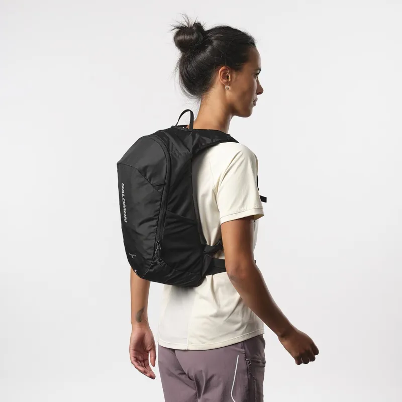 Salomon Trailblazer 10 Backpack 10L in Black/Alloy-7