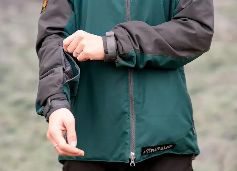 Paramo Caminata Jacket Womens in Black-8