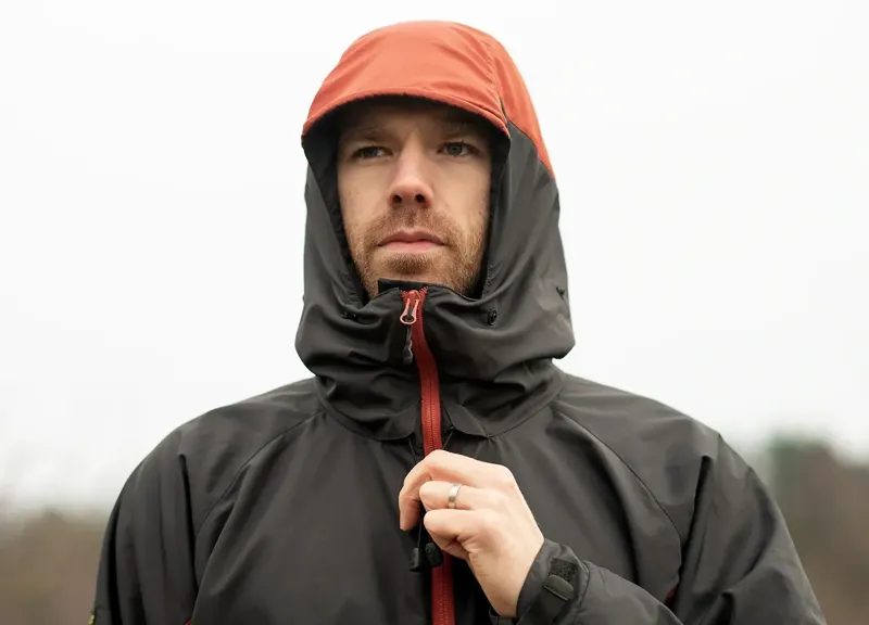Paramo Caminata Jacket Mens in Dark Grey/Outback Red-11