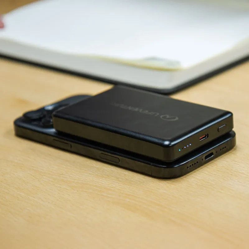 Lifeventure Magnetic Wireless Power Bank in Black-7
