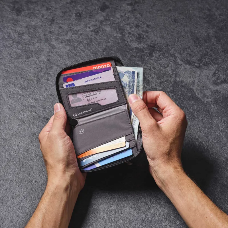 Lifeventure RFiD Bi-Fold Wallet Recycled in Grey-8