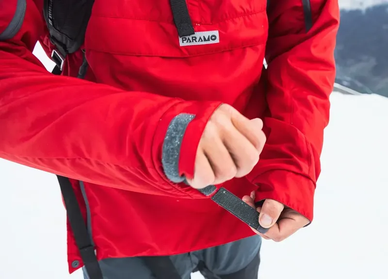 Paramo Velez Adventure Smock Mens in Moss-4