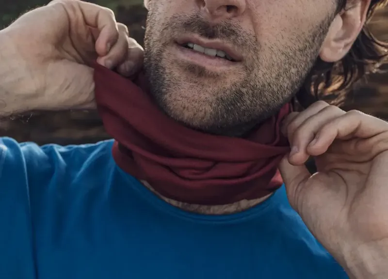 Paramo Cambia Neck Tube in Chilli Pepper/Indigo Stitching-4