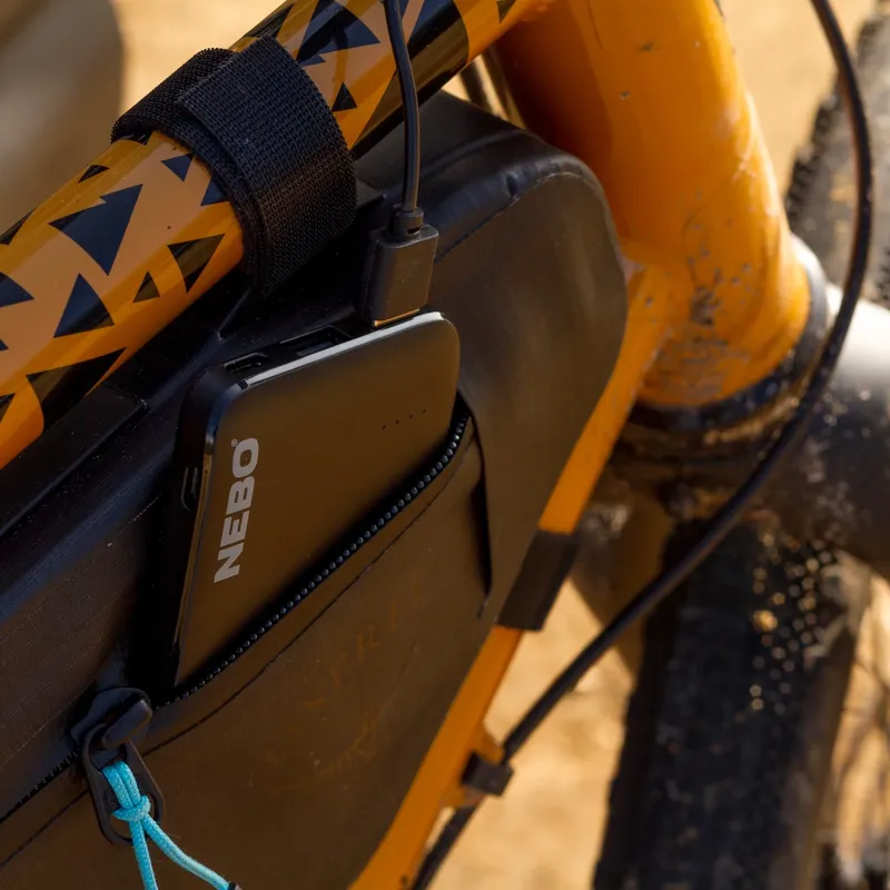 Nebo 5K Powerbank in Black-6
