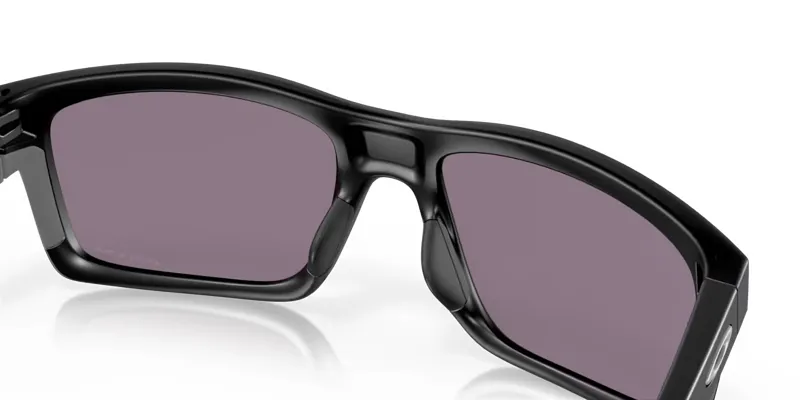 Oakley Mainlink Sunglasses in Matte Black/Prizm Grey-5