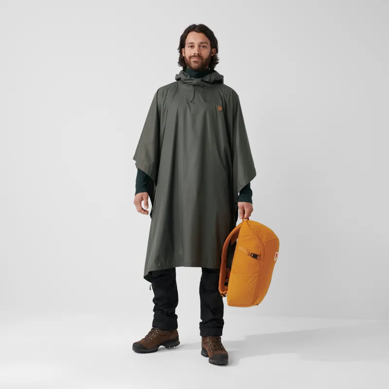 Fjallraven Poncho Unisex in Safety Orange-1