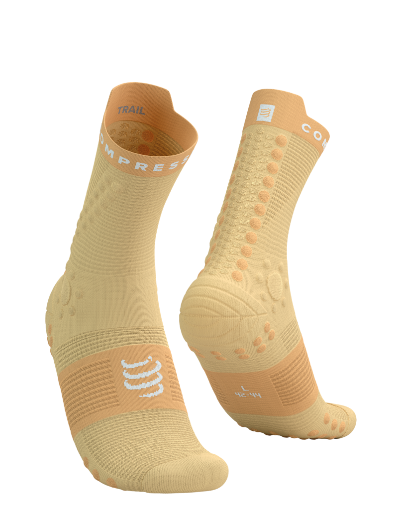 Compressport Pro Racing Socks v4.0 Trail in Impala/Buff Orange