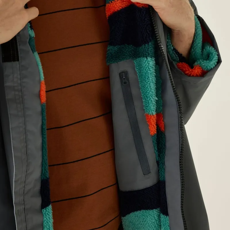 Regatta Waterproof Changing Robe Unisex in Dark Storm/Abstract Mount-4