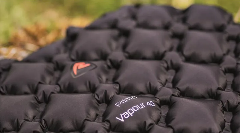 Robens PrimaVapour 40 Ultralight Insulated Airbed in Black-3