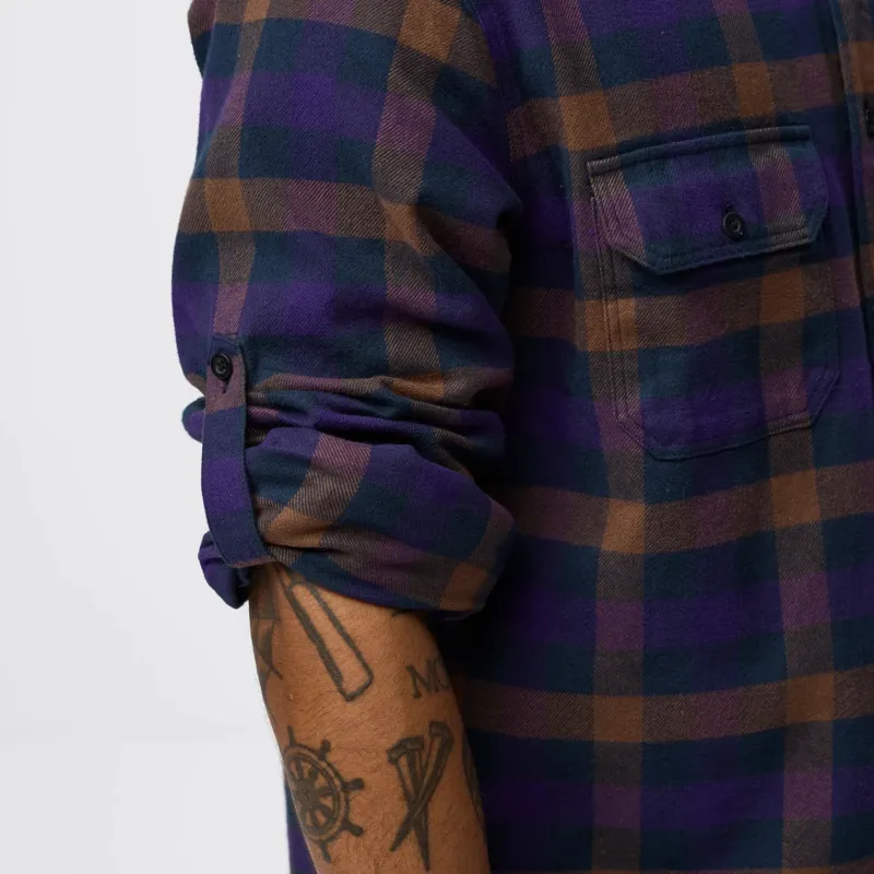Fjallraven Skog Relaxed Shirt Mens in Laurel Green/Dark Navy-8
