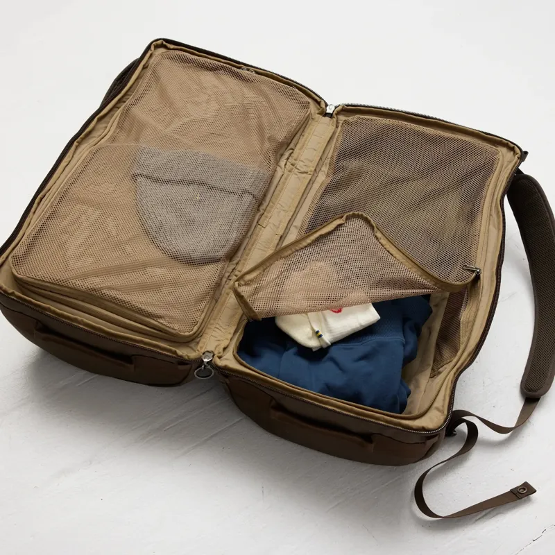 Fjallraven Splitpack Backpack Large in Black-5